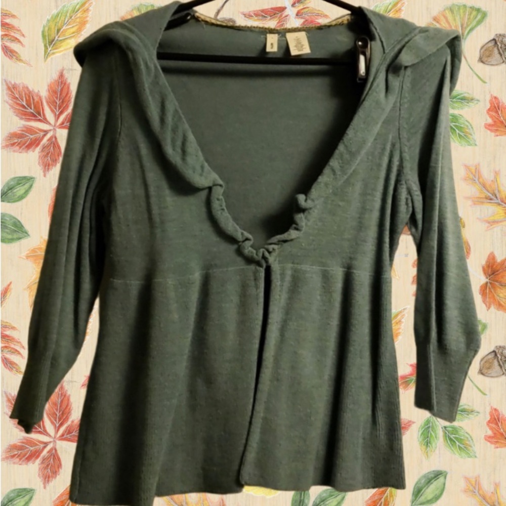 Super cute Anthropology lightweight  Marino wool cardigan sweater Sz m